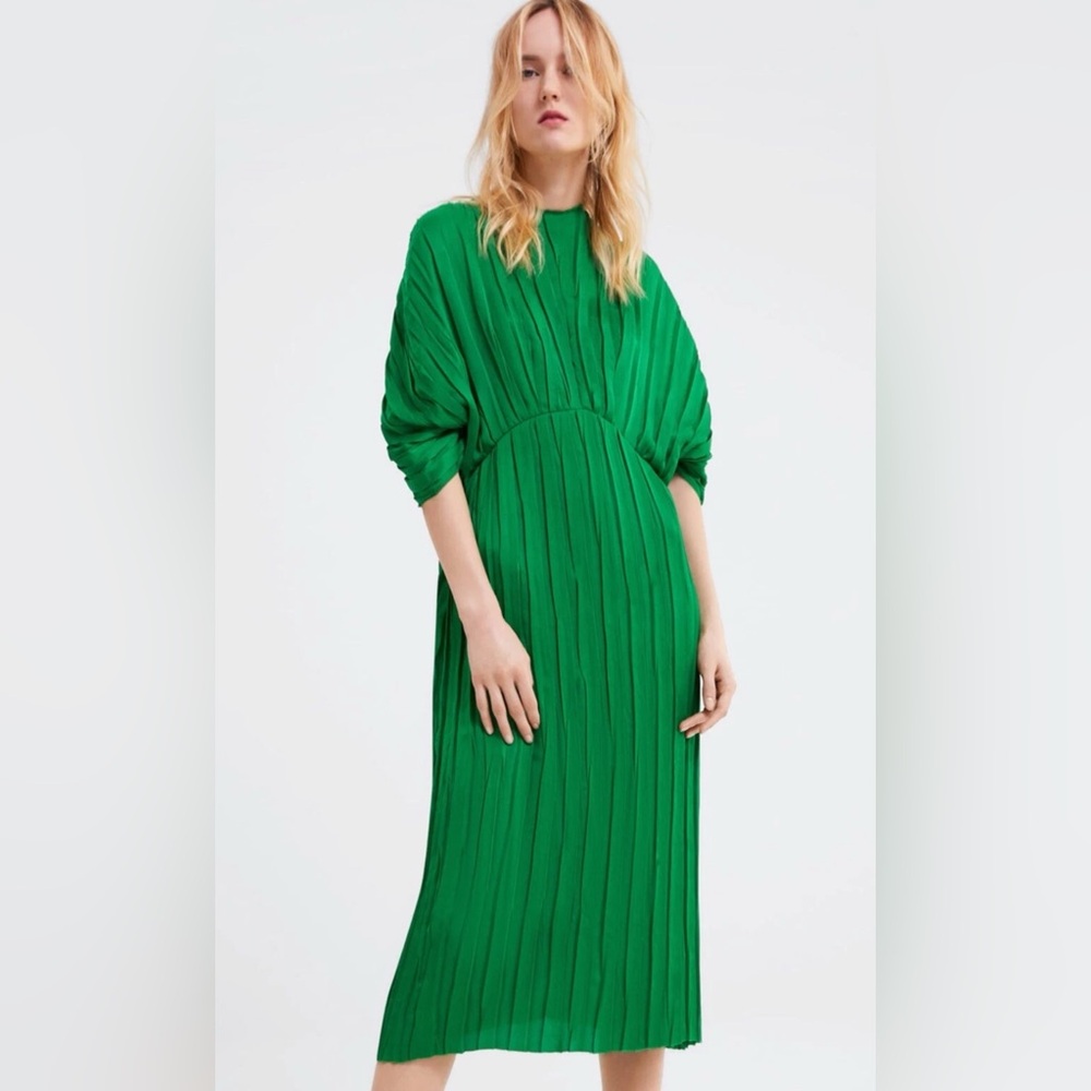 Zara Pleated Satin Green Holiday Dress - XS